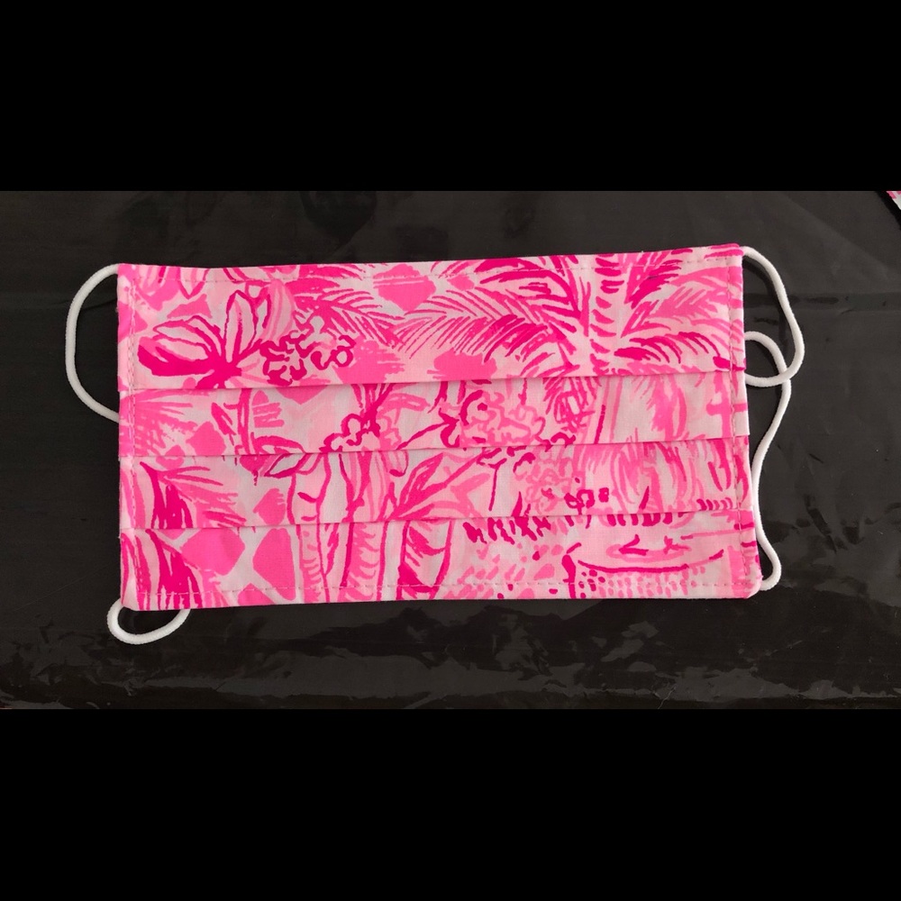 Lilly Pulitzer Face Mask 💯 Authentic